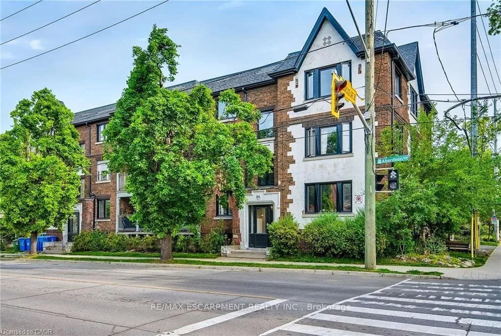 Photo 1 of Unit 4, 312 Aberdeen Avenue, Hamilton, Kirkendall — HOMEH
