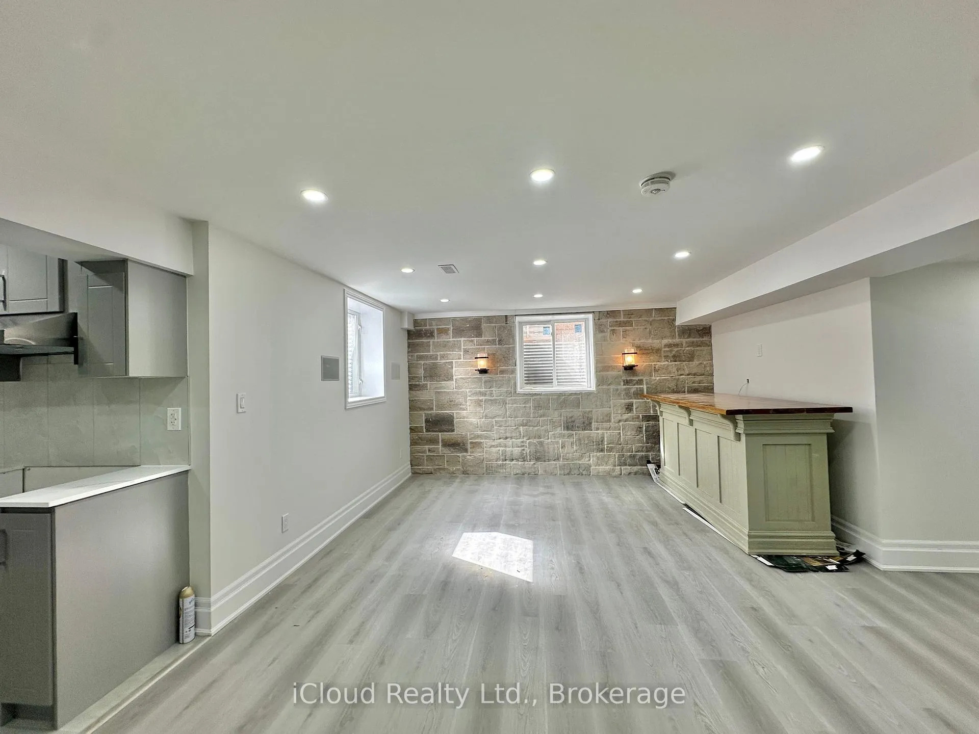 Photo 8 of Unit Basement, 704 Santa Maria Boulevard, Milton, Willmott — HOMEH