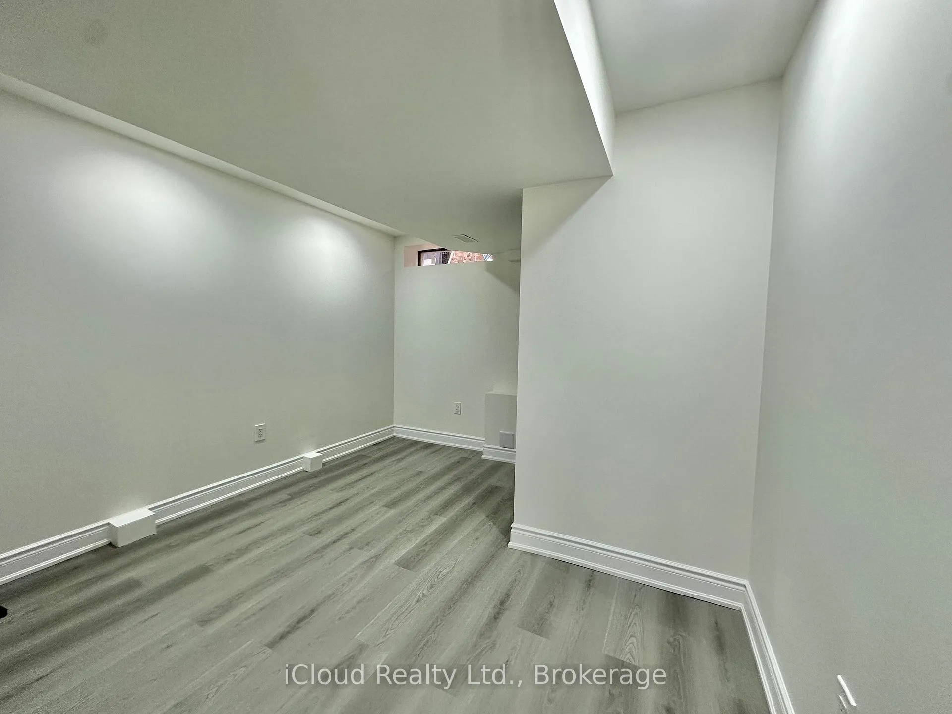 Photo 11 of Unit Basement, 704 Santa Maria Boulevard, Milton, Willmott — HOMEH