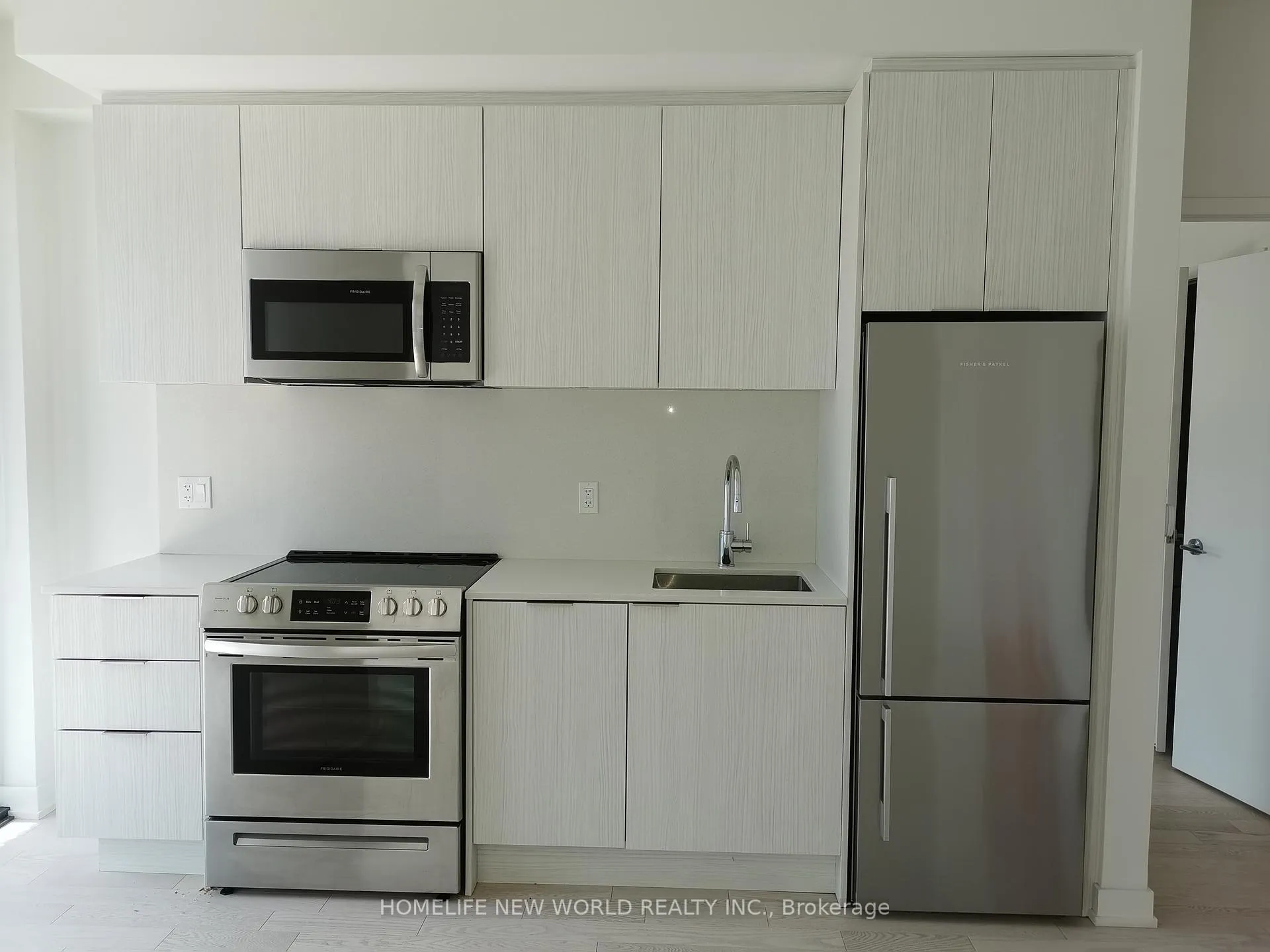 Photo 7 of Unit 2506, 25 Richmond Street E, Toronto, Church-Yonge Corridor — HOMEH