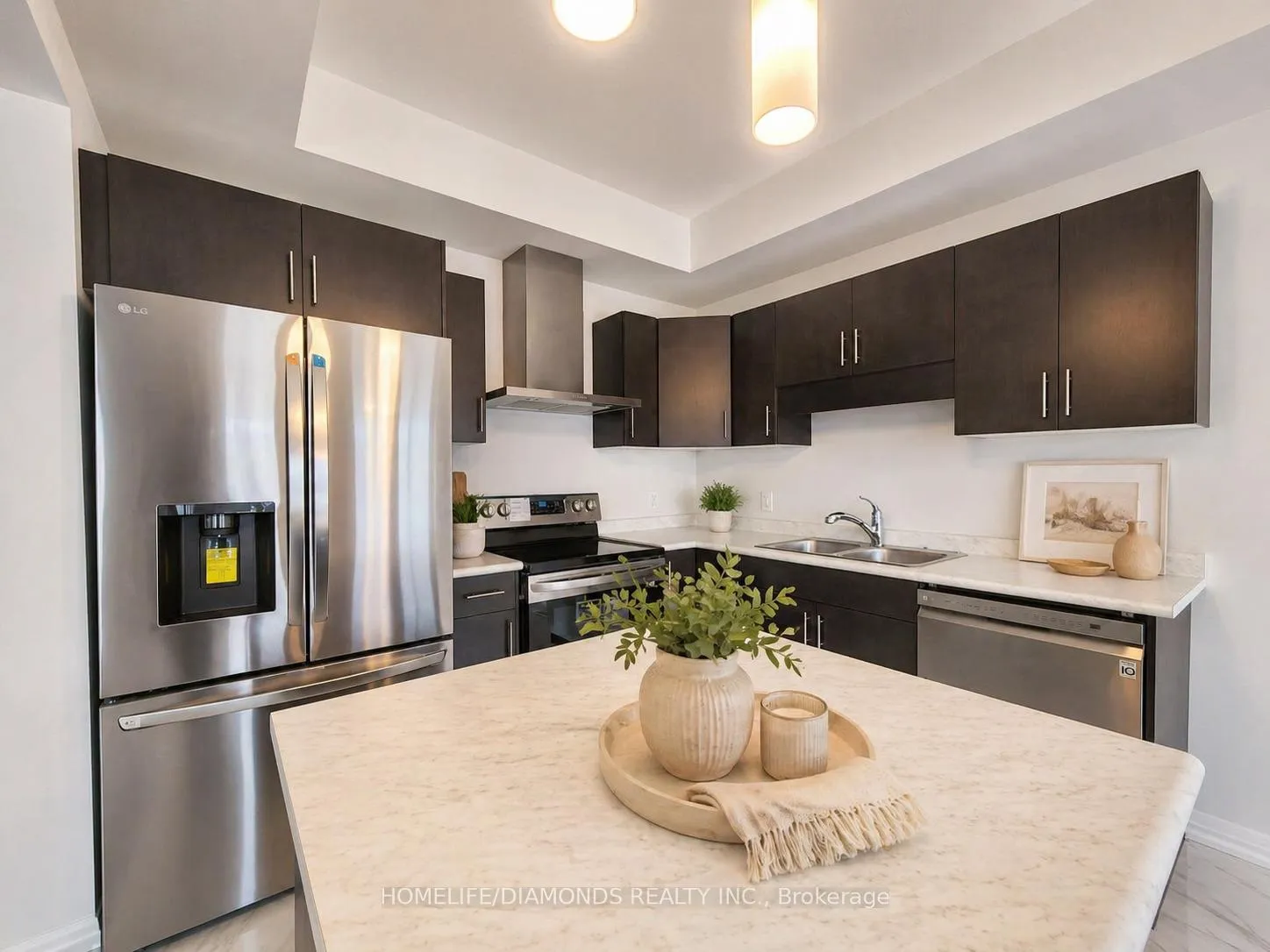 Photo 3 of 95 Bur Oak Drive, Thorold, Confederation Heights — HOMEH