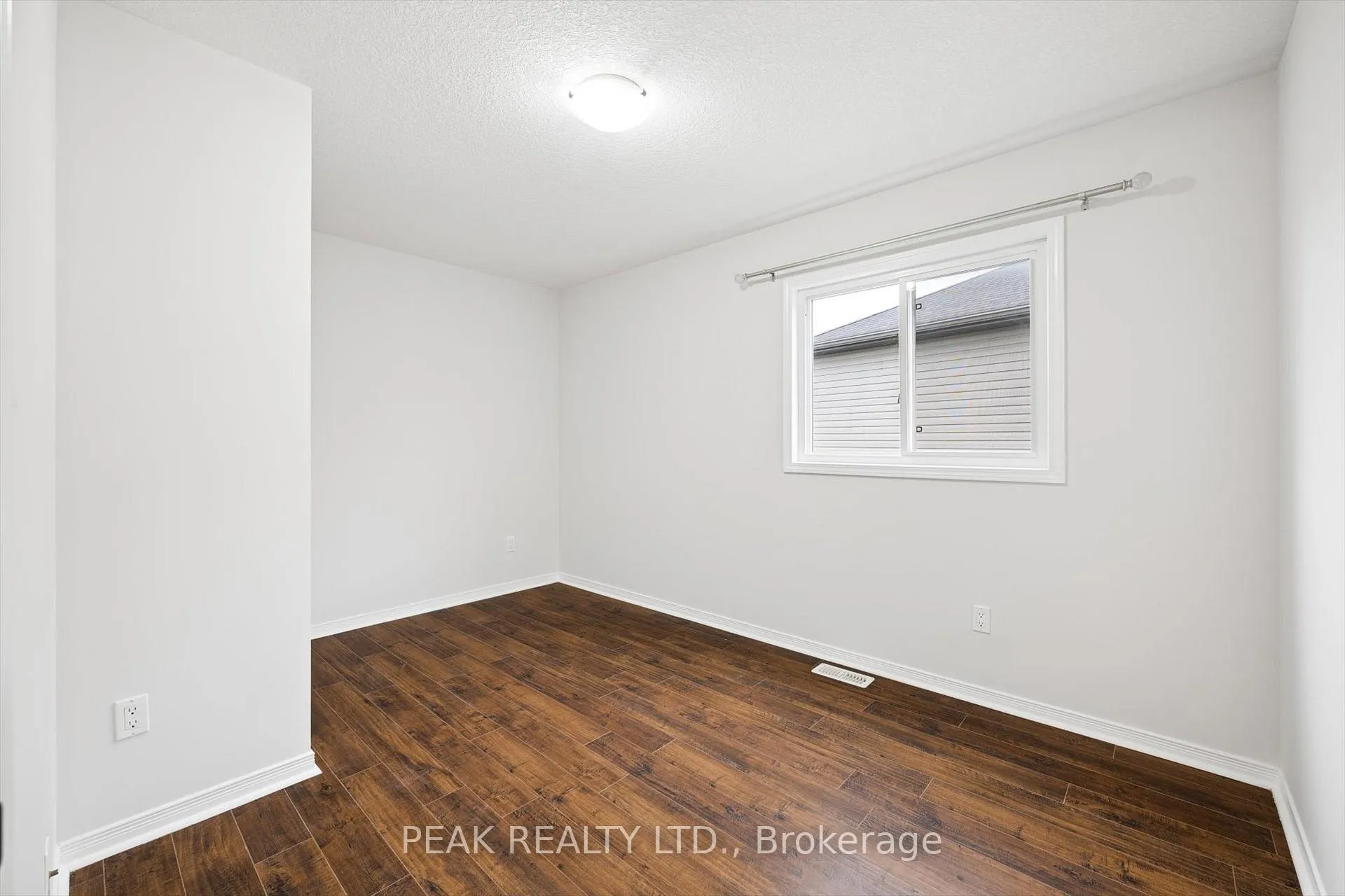 Photo 35 of 6 Sassafras Street, Kitchener, Highland West — HOMEH