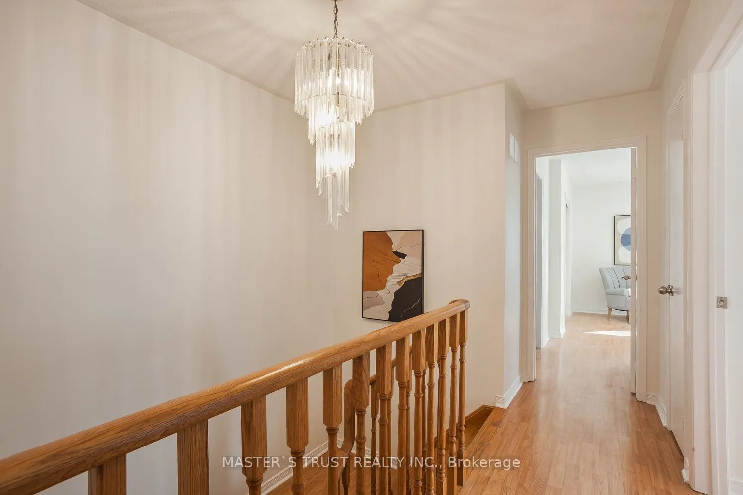 Photo 16 of 97 Pauline Court, Vaughan, Glen Shields — HOMEH