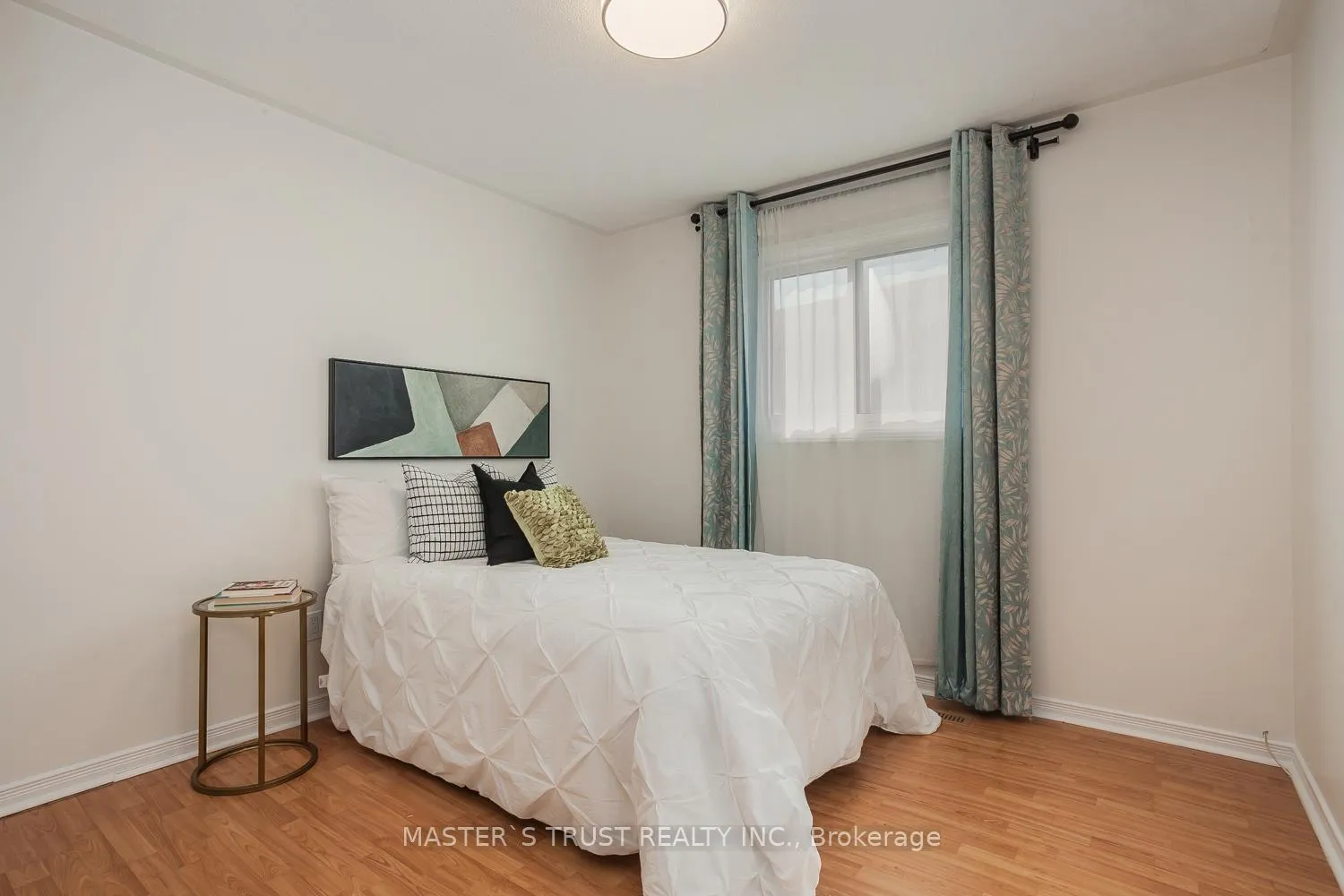 Photo 18 of 97 Pauline Court, Vaughan, Glen Shields — HOMEH