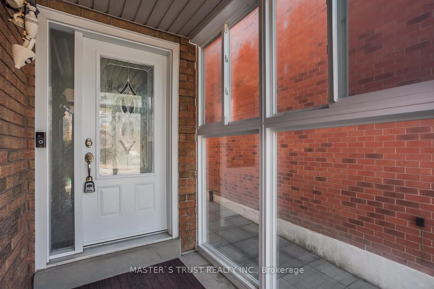 Photo 35 of 97 Pauline Court, Vaughan, Glen Shields — HOMEH