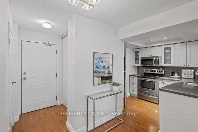 Photo 3 of Unit 439, 222 The Esplanade, Toronto, Waterfront Communities — HOMEH