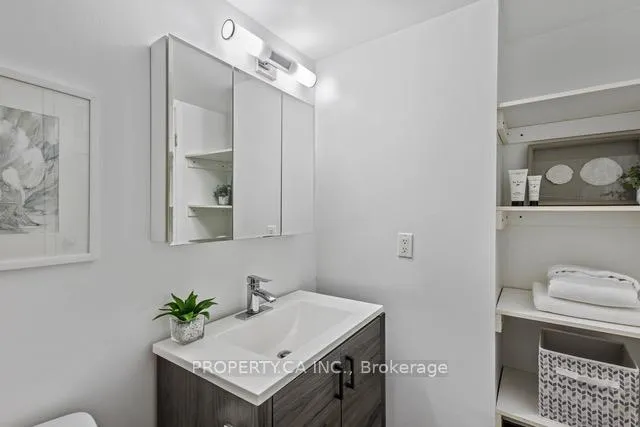 Photo 23 of Unit 439, 222 The Esplanade, Toronto, Waterfront Communities — HOMEH