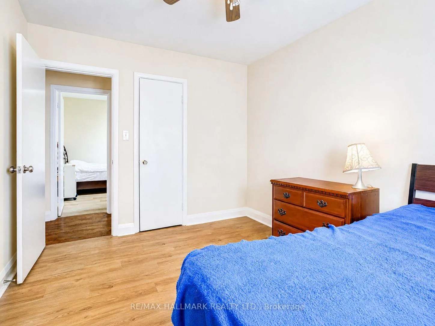 Photo 15 of 122 Hawthorne Road, Oakville, Central — HOMEH