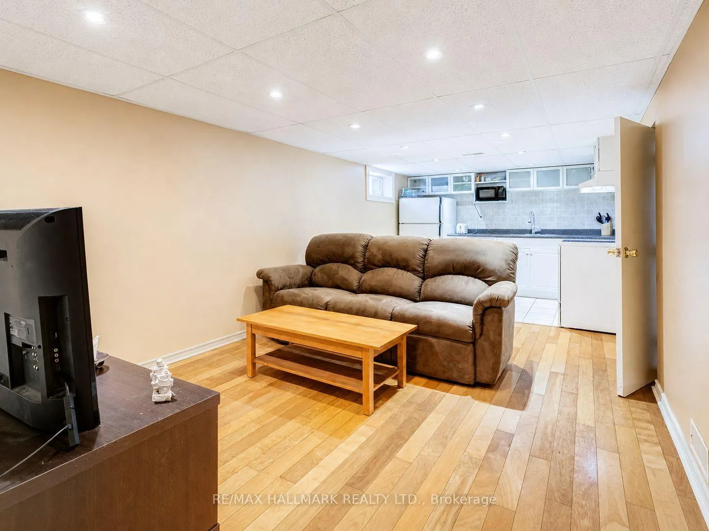 Photo 22 of 122 Hawthorne Road, Oakville, Central — HOMEH