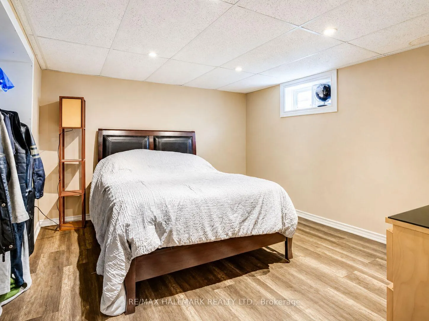 Photo 24 of 122 Hawthorne Road, Oakville, Central — HOMEH