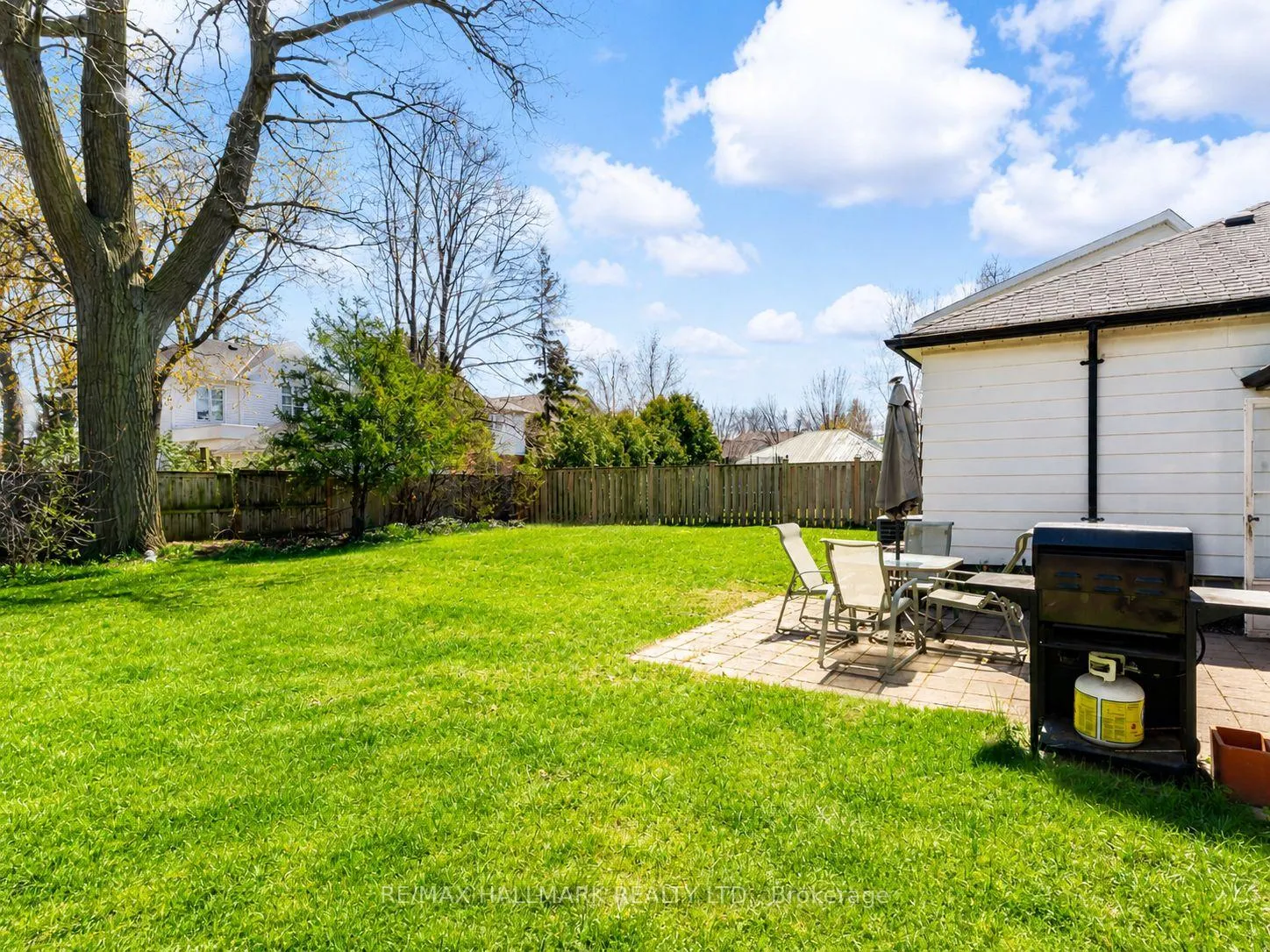 Photo 30 of 122 Hawthorne Road, Oakville, Central — HOMEH