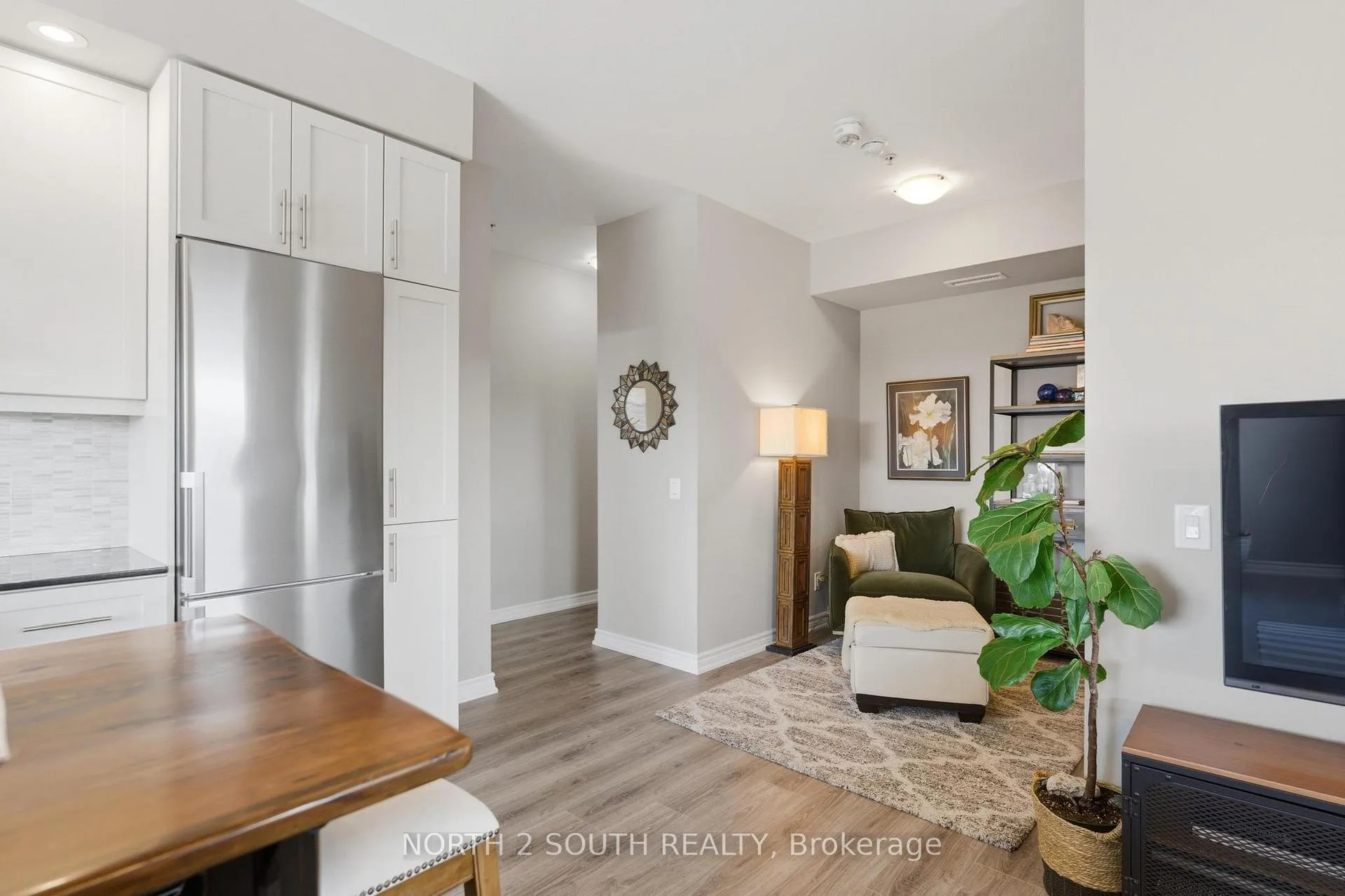 Photo 8 of Unit 408, 40 Esplanade Lane, Grimsby, Grimsby Beach — HOMEH
