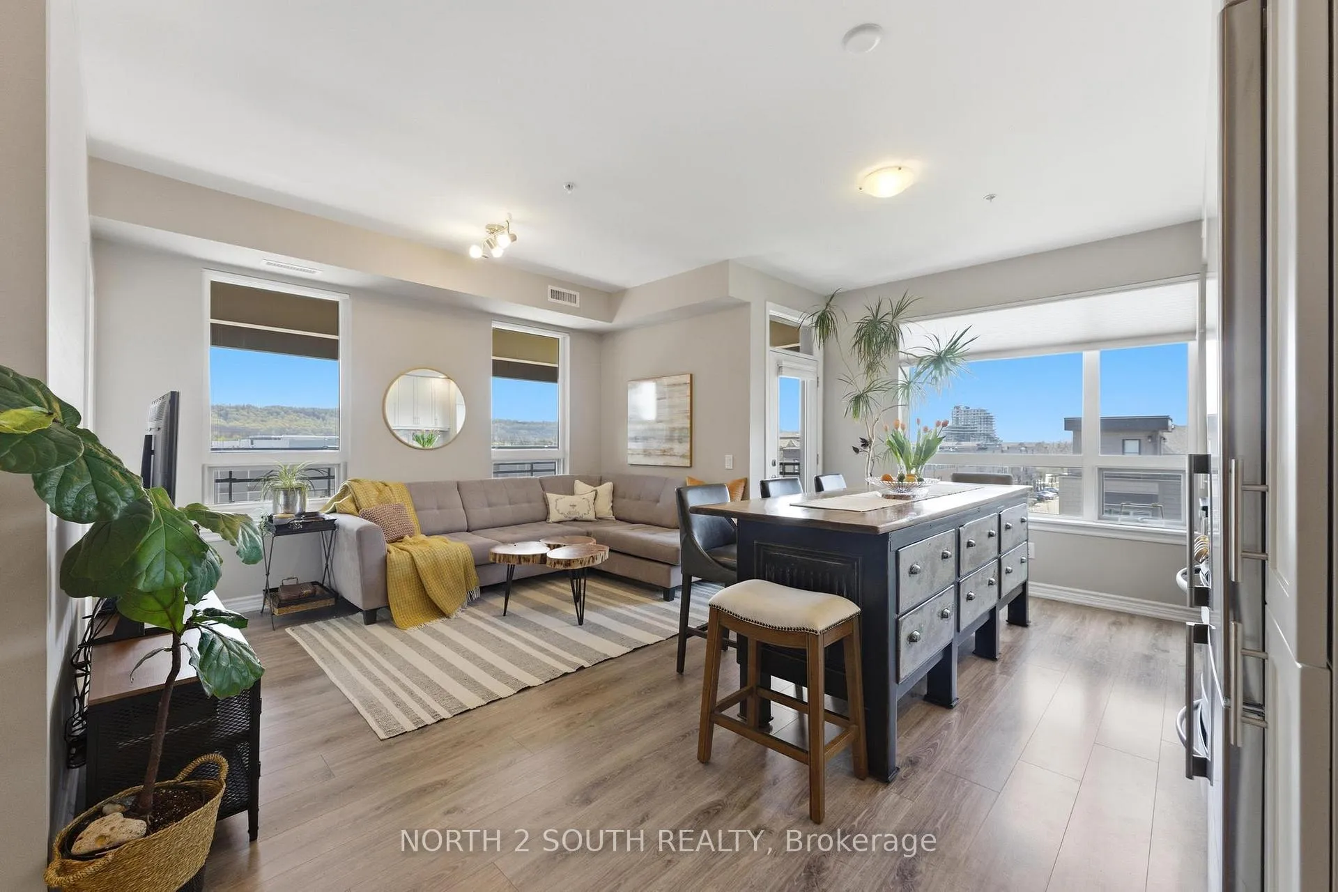 Photo 10 of Unit 408, 40 Esplanade Lane, Grimsby, Grimsby Beach — HOMEH