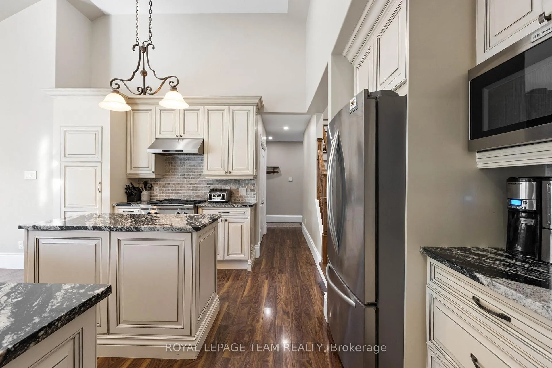 Photo 15 of 450 Davis Side Road, Beckwith, Beckwith Twp — HOMEH