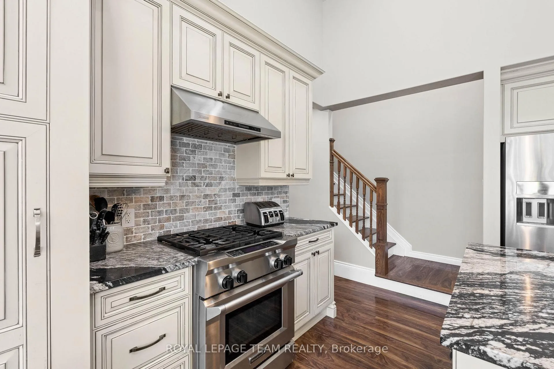 Photo 16 of 450 Davis Side Road, Beckwith, Beckwith Twp — HOMEH