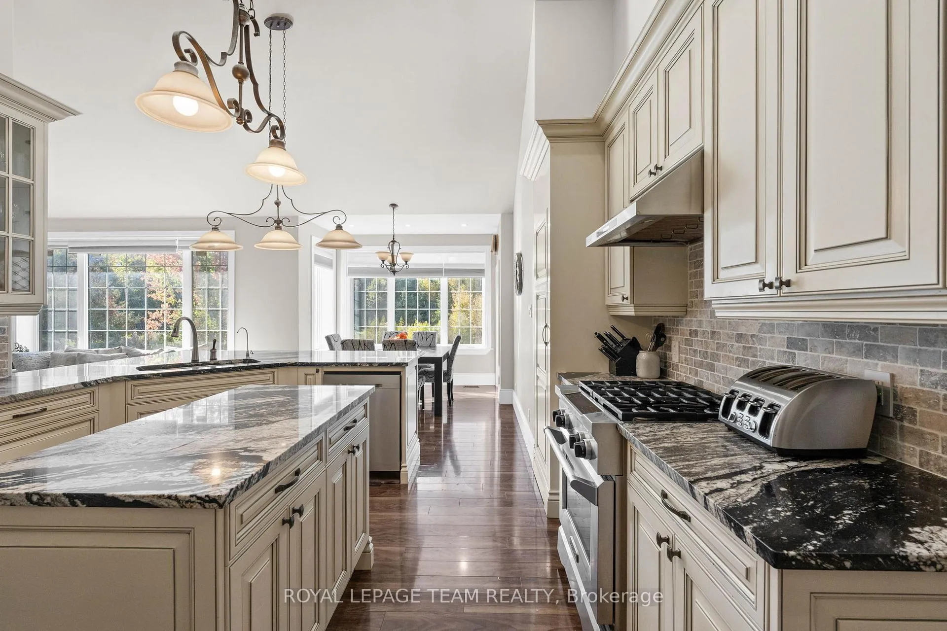 Photo 18 of 450 Davis Side Road, Beckwith, Beckwith Twp — HOMEH