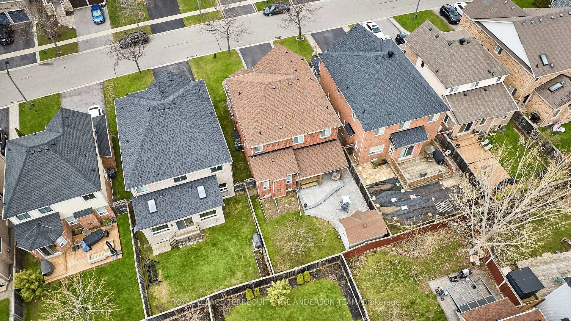 Photo 47 of 1577 Pennel Drive, Oshawa, Taunton — HOMEH
