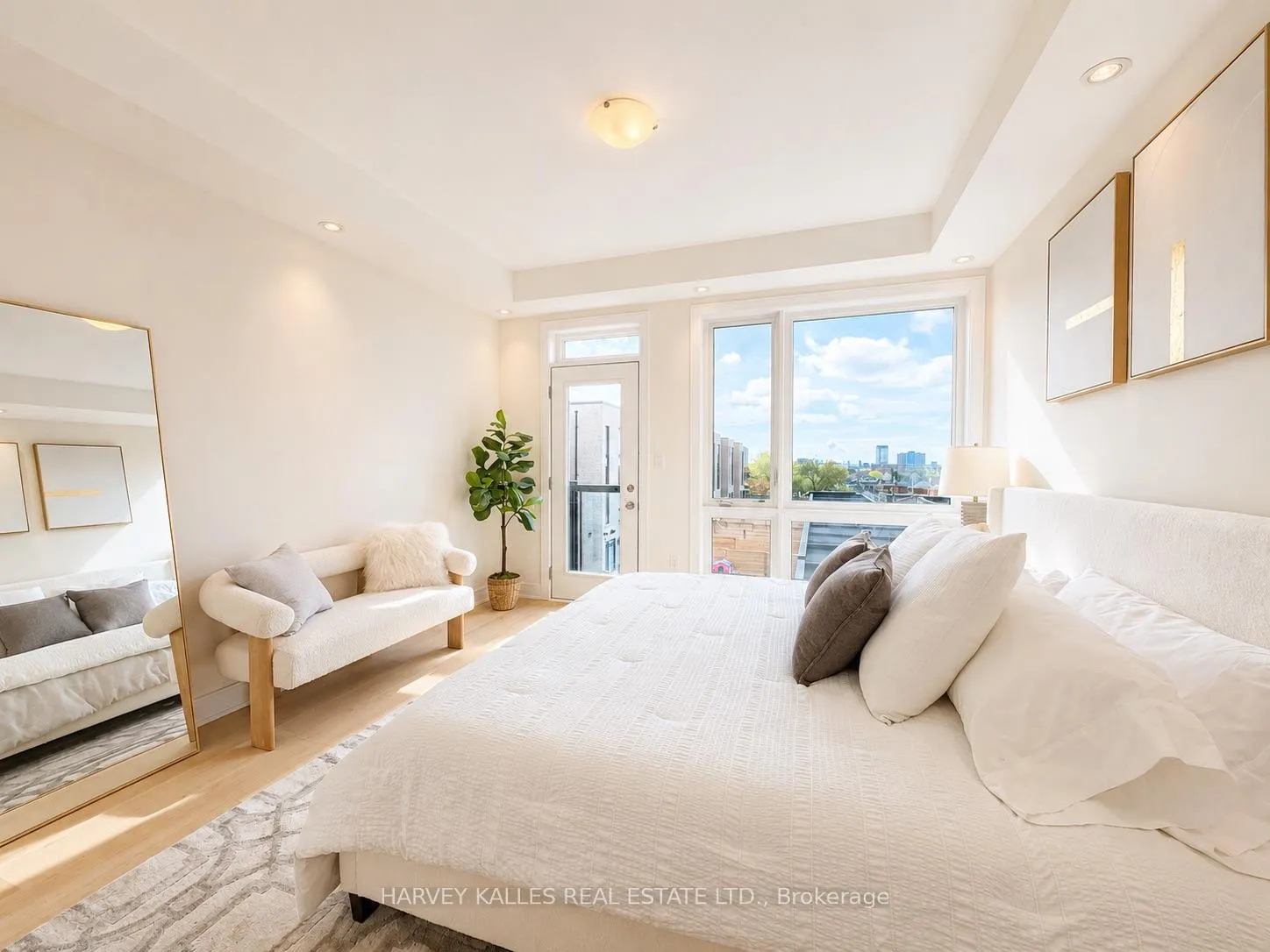 Photo 7 of 3 Innes Avenue, Toronto, Corso Italia-Davenport — HOMEH