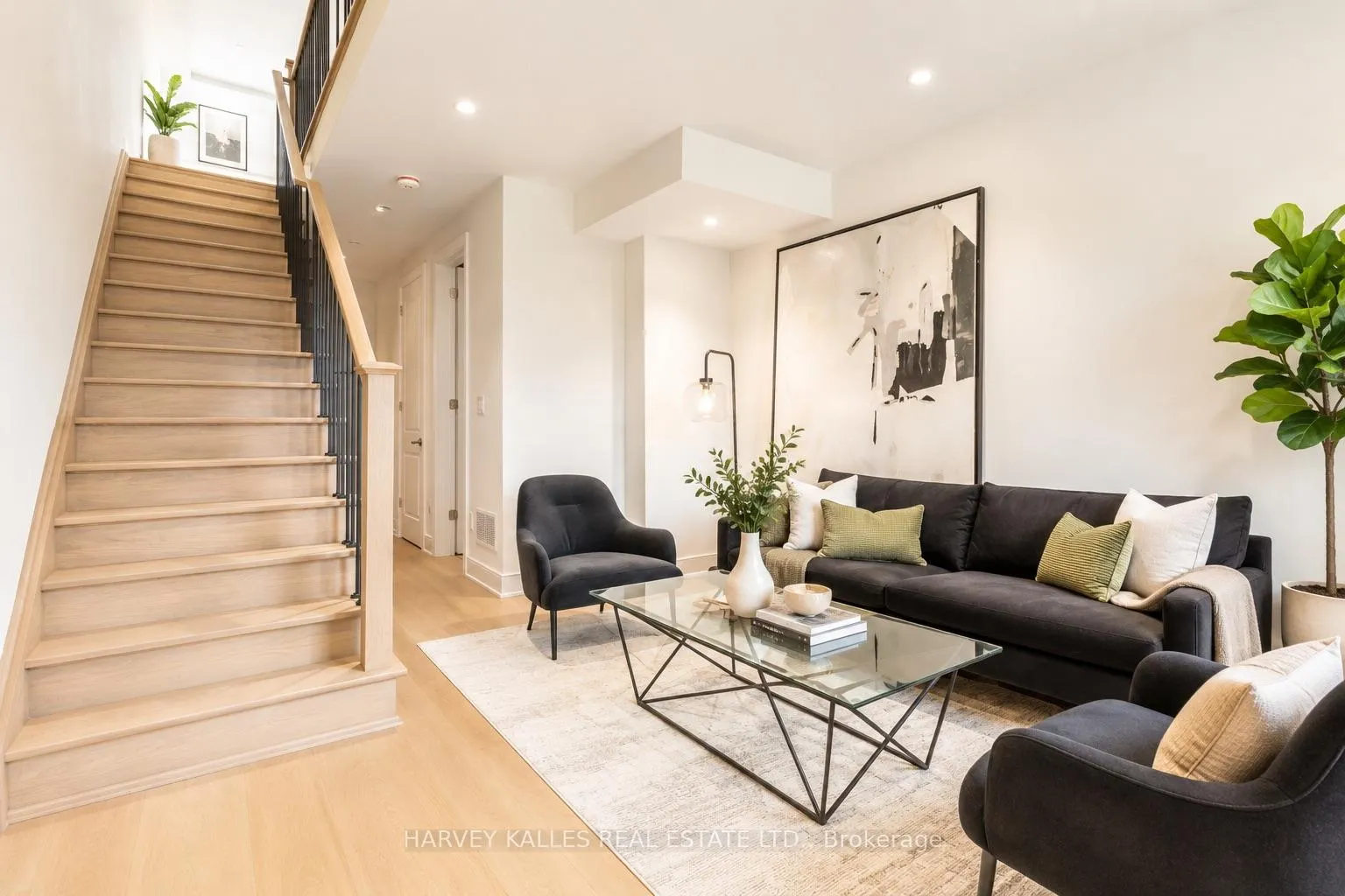 Photo 12 of 3 Innes Avenue, Toronto, Corso Italia-Davenport — HOMEH