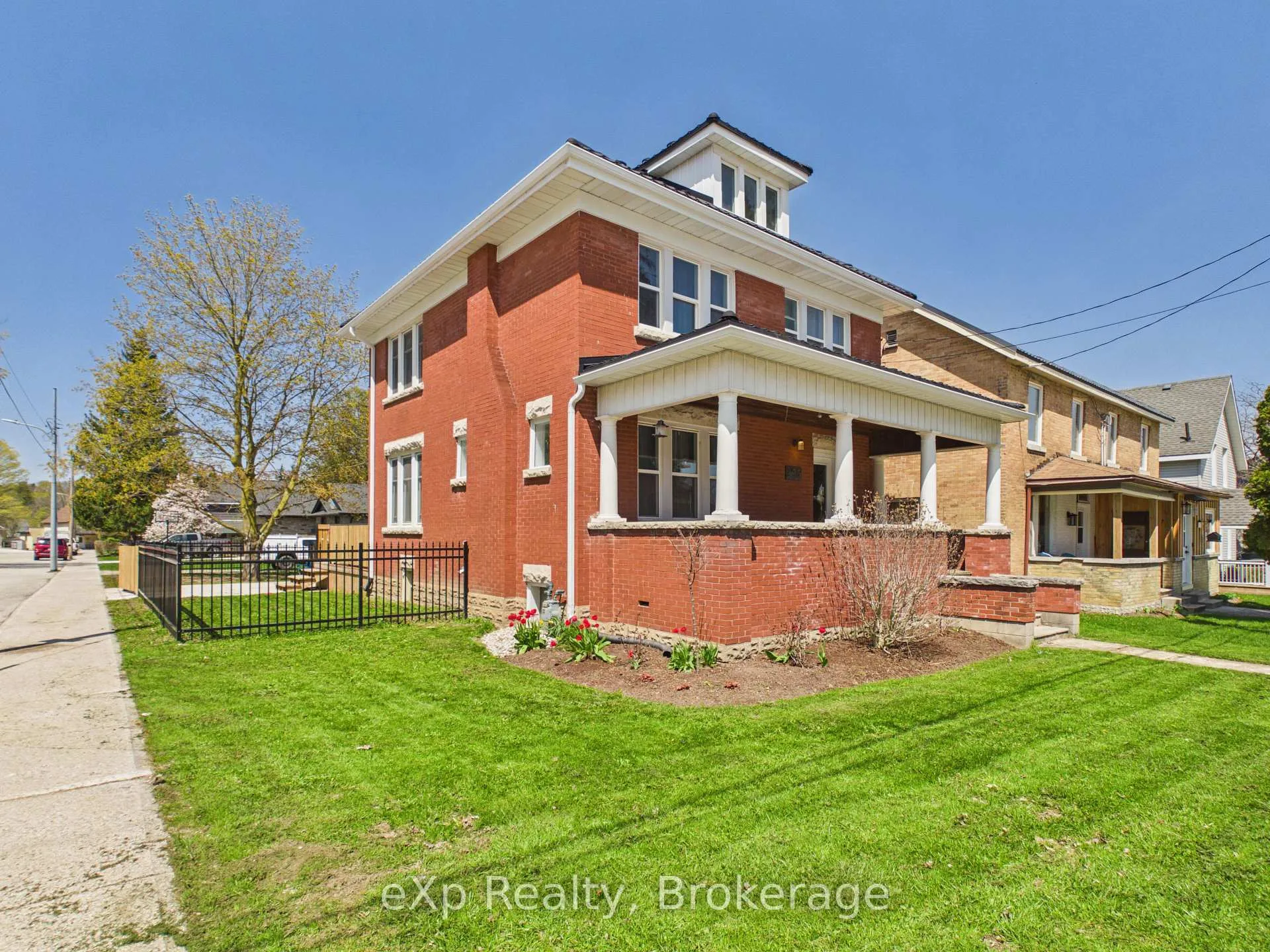 Photo 3 of 235 Jackson Street S, Brockton — HOMEH