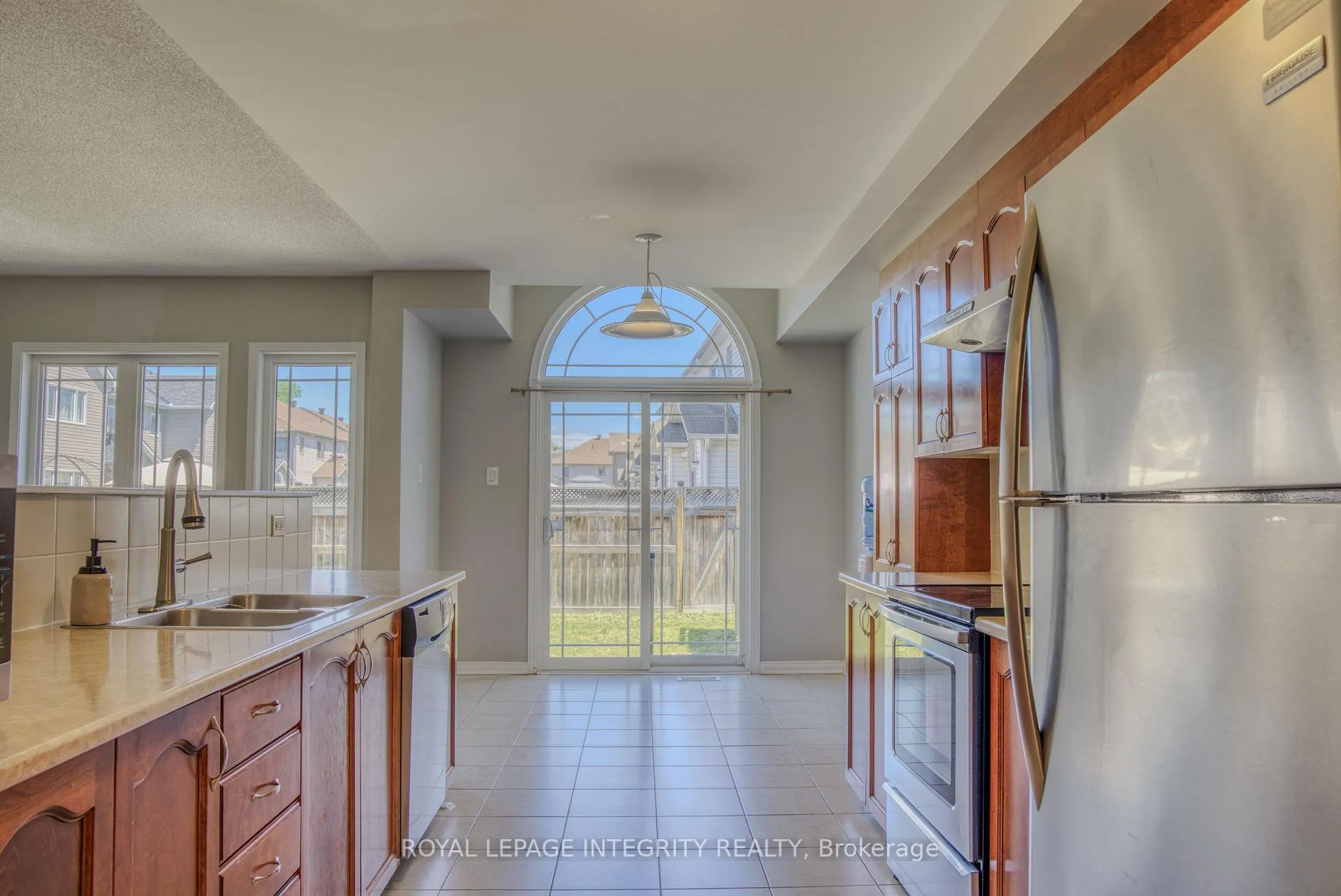 Photo 12 of 789 Percifor Way, Ottawa, Mer Bleue/Bradley Estates/Anderson Park — HOMEH