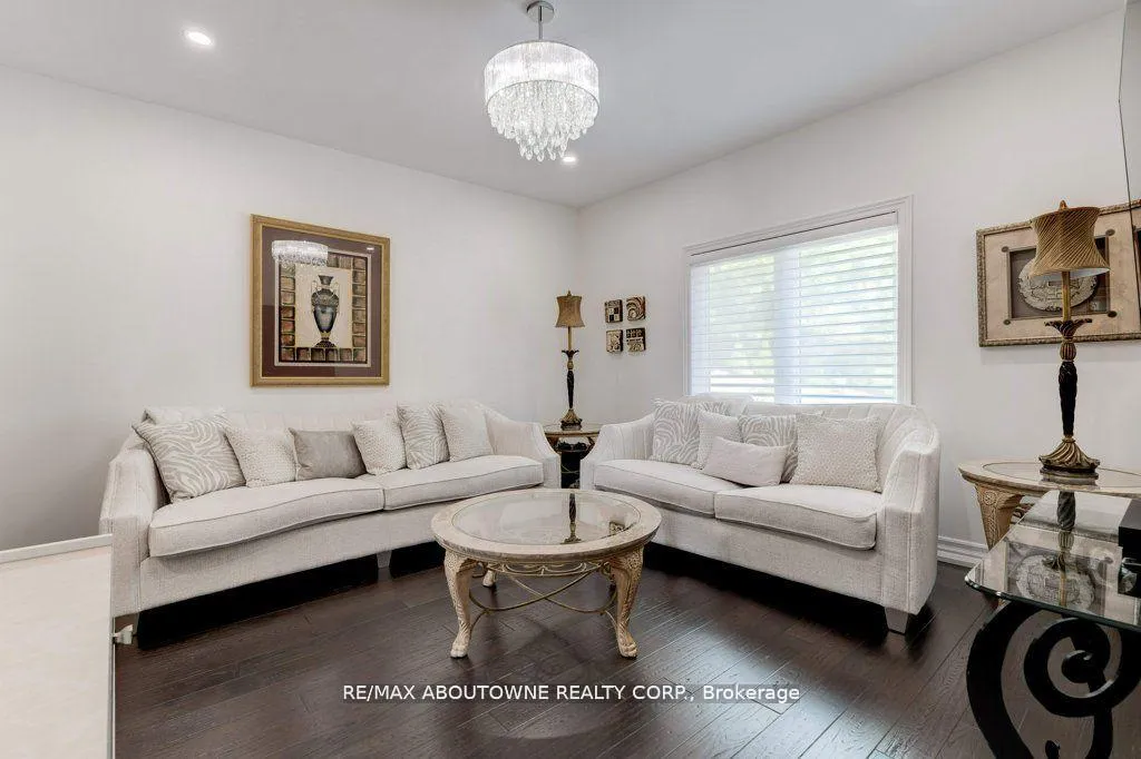 Photo 32 of 47 Legacy Lane, Hamilton, Ancaster — HOMEH