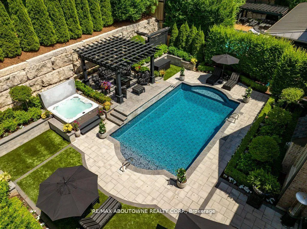 Photo 50 of 47 Legacy Lane, Hamilton, Ancaster — HOMEH