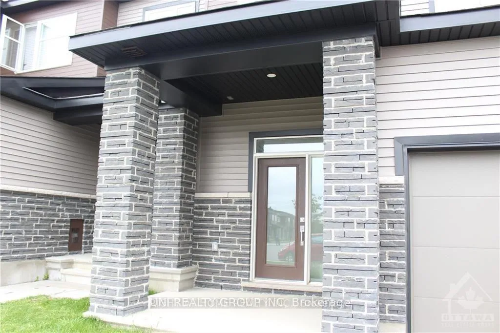 Photo 2 of 151 Bending Way, Ottawa, Barrhaven - Hearts Desire — HOMEH