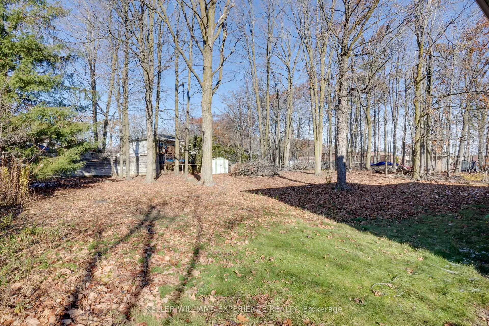 Photo 39 of 48 Cundles Road E, Barrie, Cundles East — HOMEH