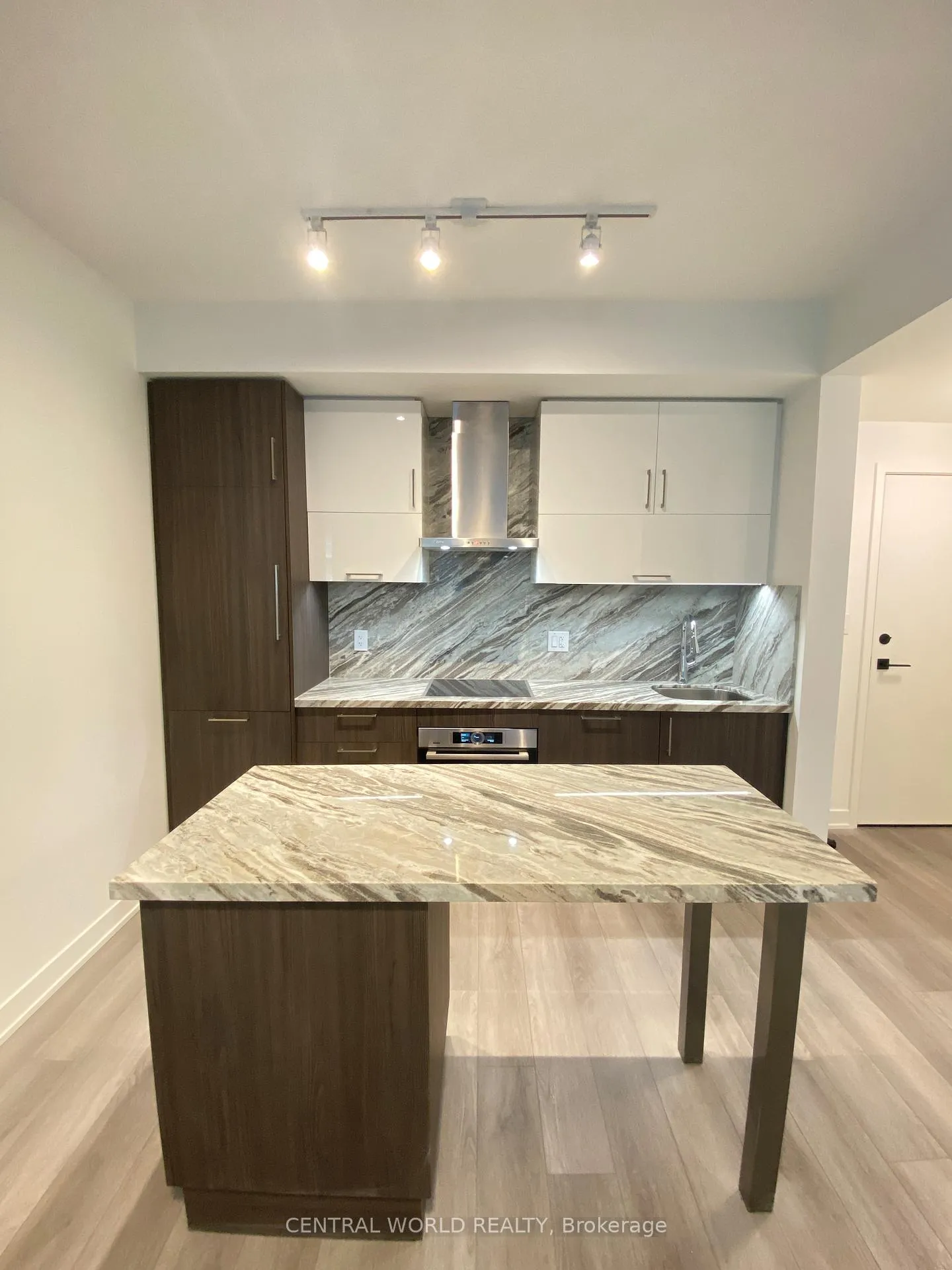 Photo 7 of Unit 621, 8119 Birchmount Road, Markham, Unionville — HOMEH