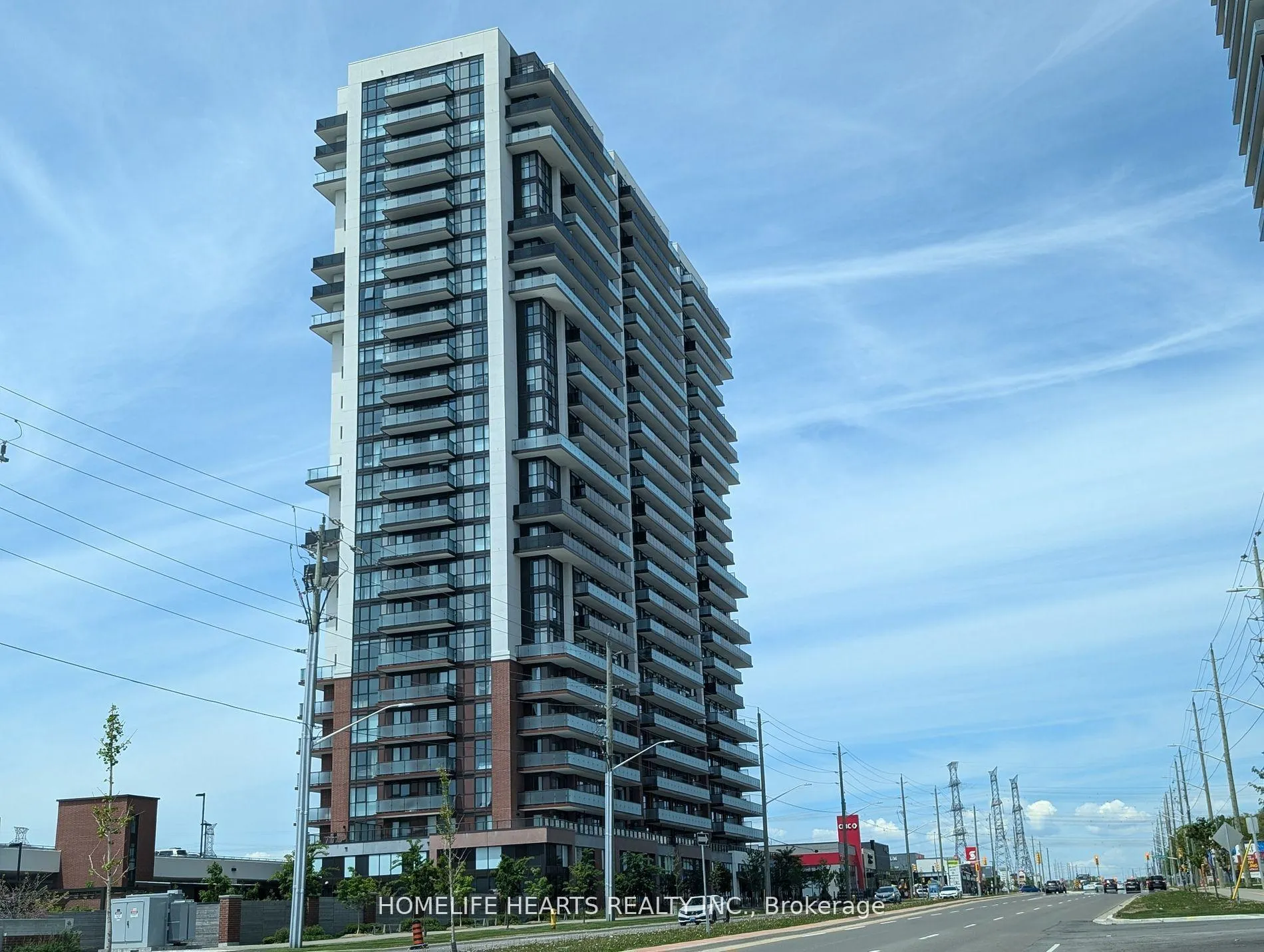 Front of Unit 513, 2550 Simcoe Street N