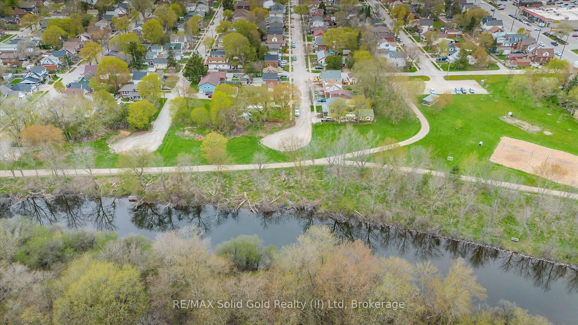 Photo 45 of 85 Audrey Avenue, Guelph, St. Patrick's Ward — HOMEH