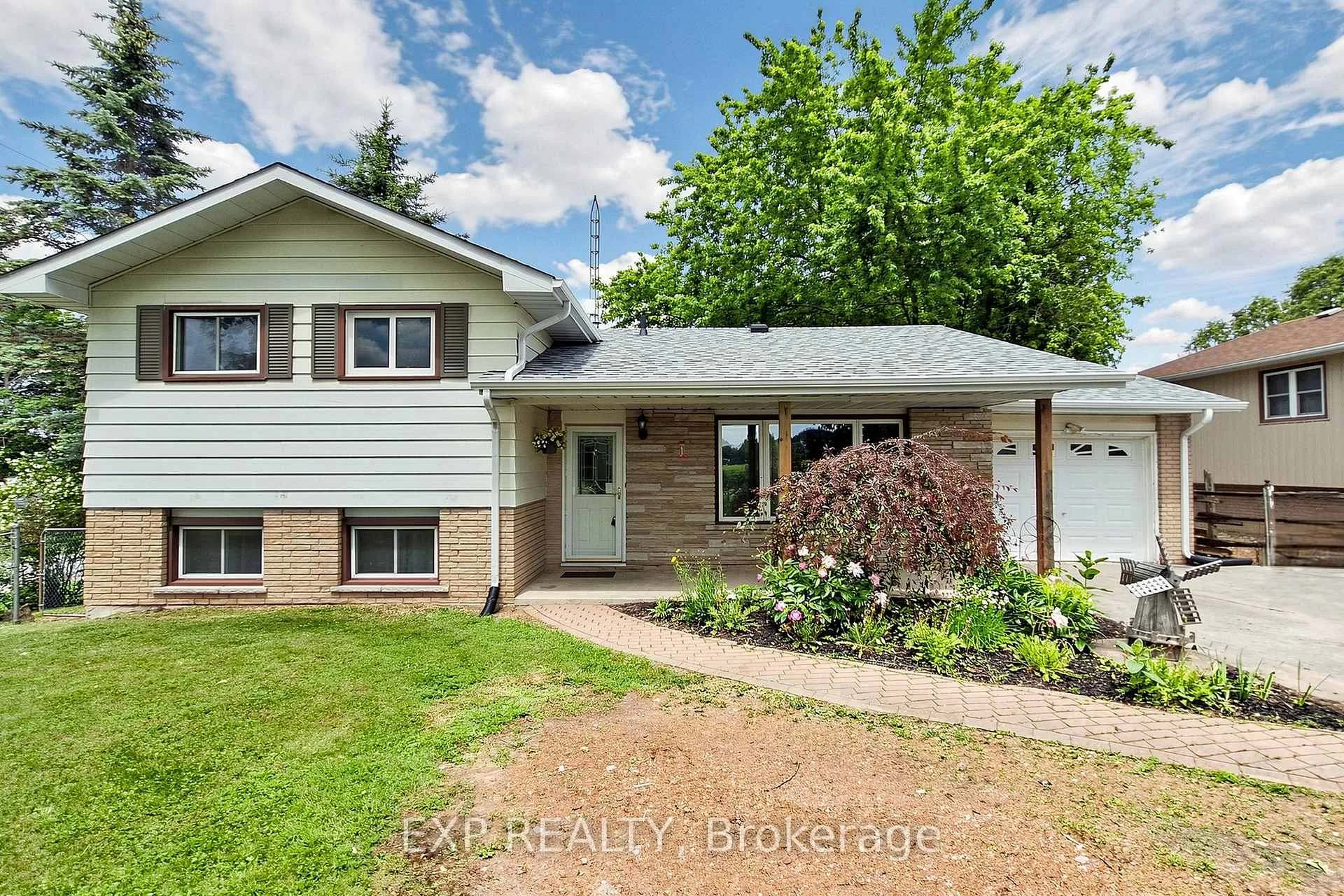 Front of 10384 Ravenshoe Road