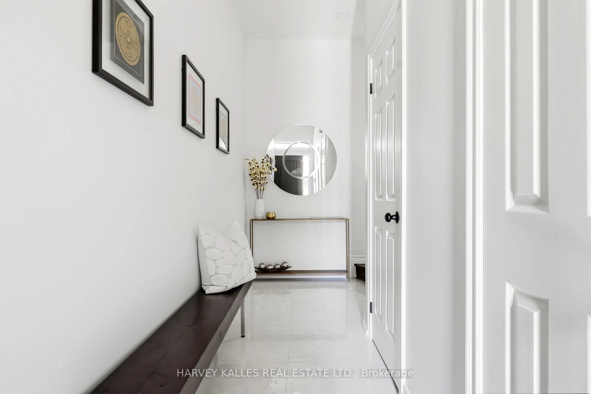 Photo 3 of 1065 Spadina Road, Toronto, Forest Hill North — HOMEH