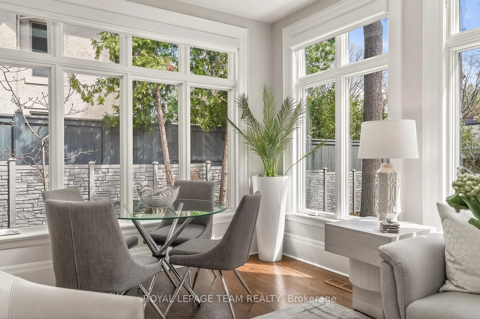 Photo 9 of 54 Park Road, Ottawa, Rockcliffe — HOMEH