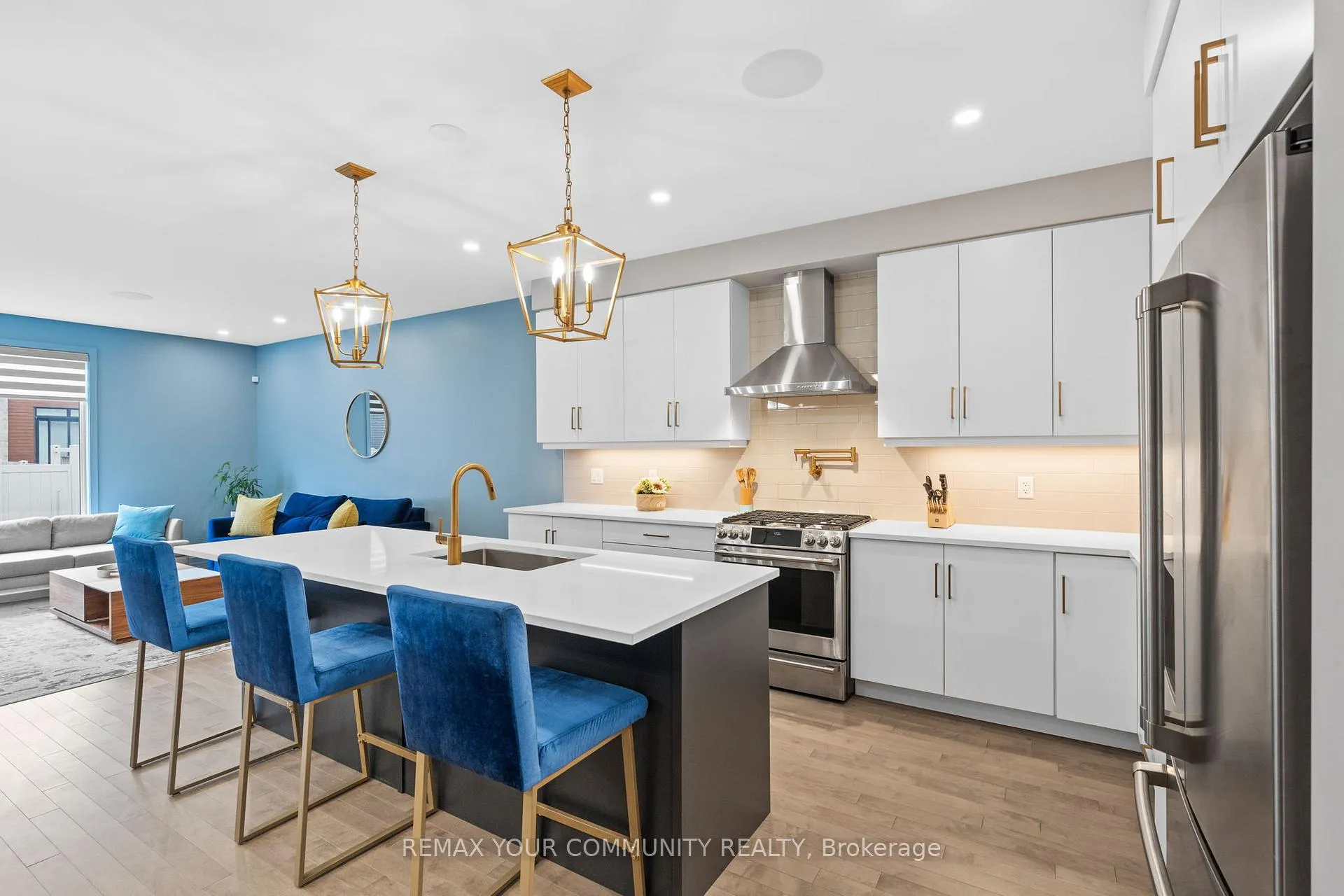 Photo 6 of 215 Pisces Terrace, Ottawa, Leitrim — HOMEH