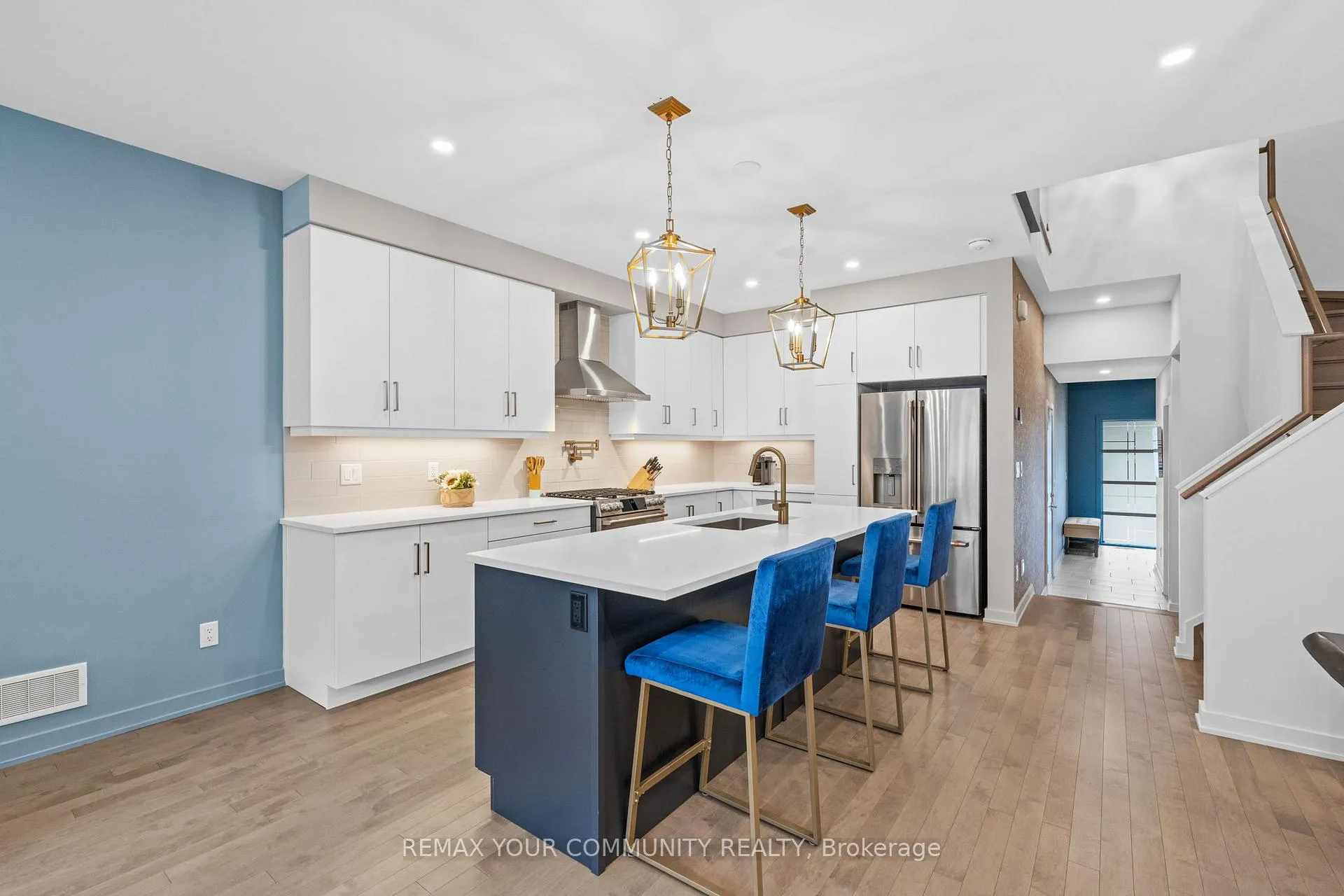 Photo 8 of 215 Pisces Terrace, Ottawa, Leitrim — HOMEH