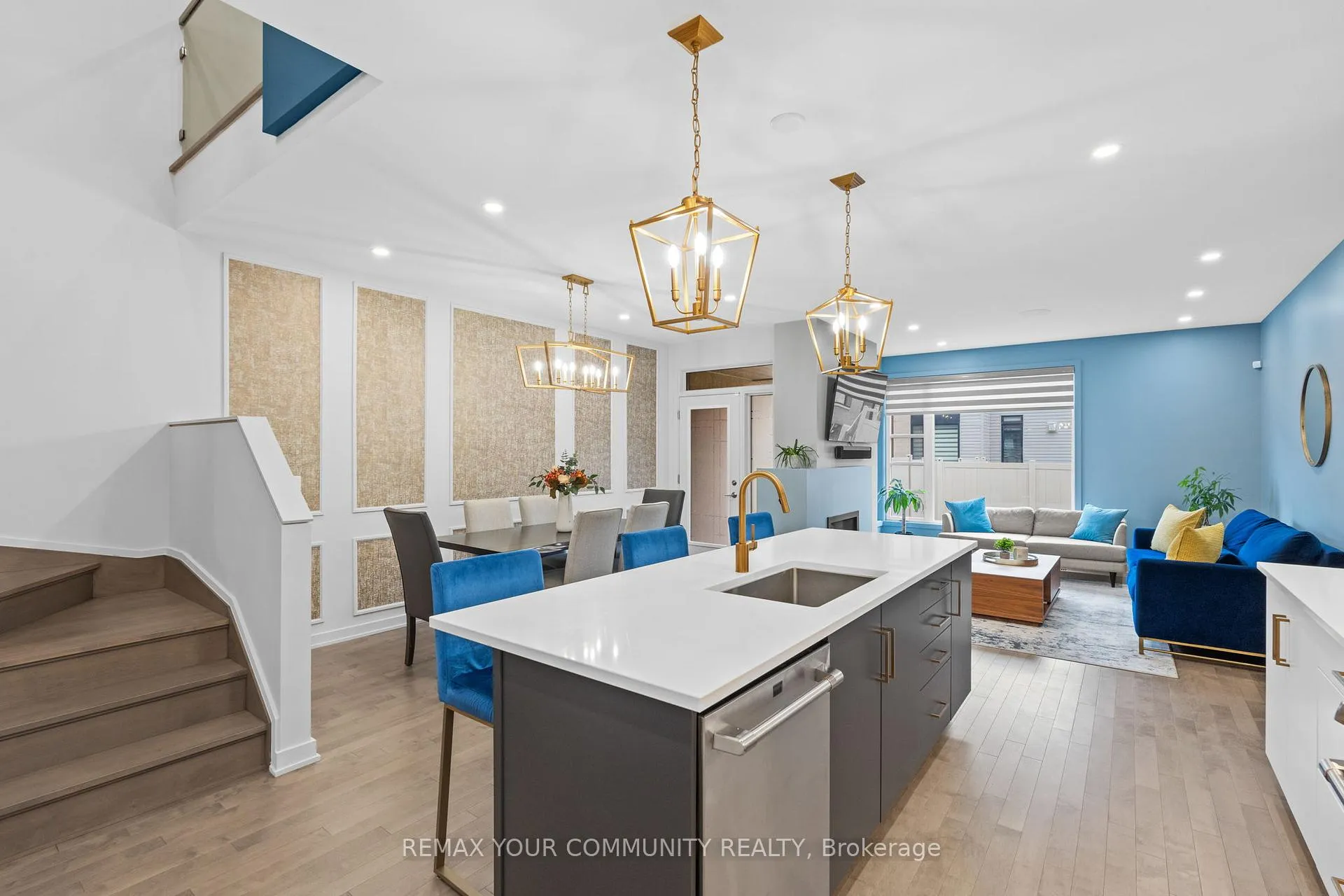 Photo 11 of 215 Pisces Terrace, Ottawa, Leitrim — HOMEH
