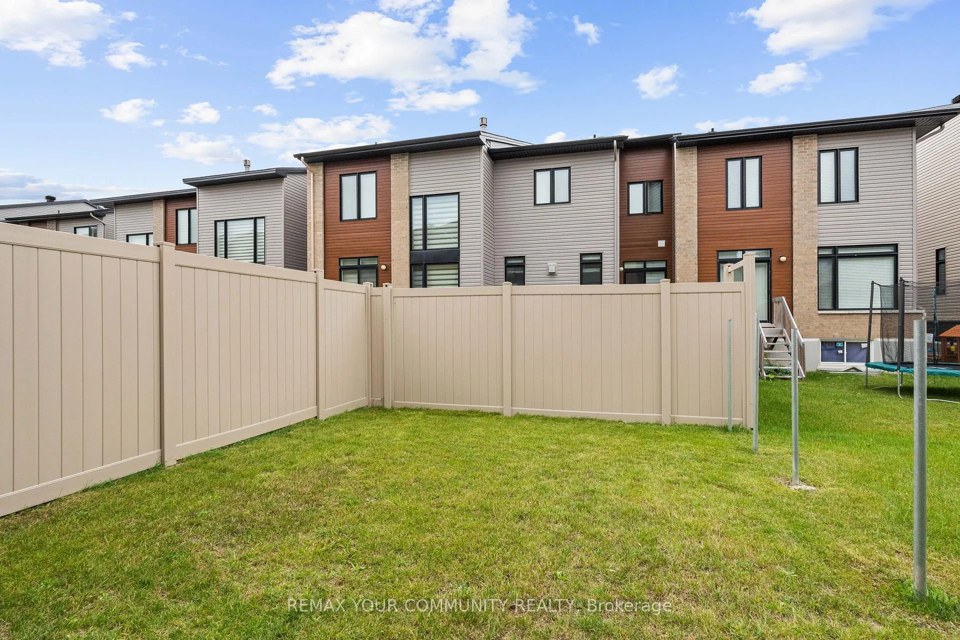 Photo 41 of 215 Pisces Terrace, Ottawa, Leitrim — HOMEH