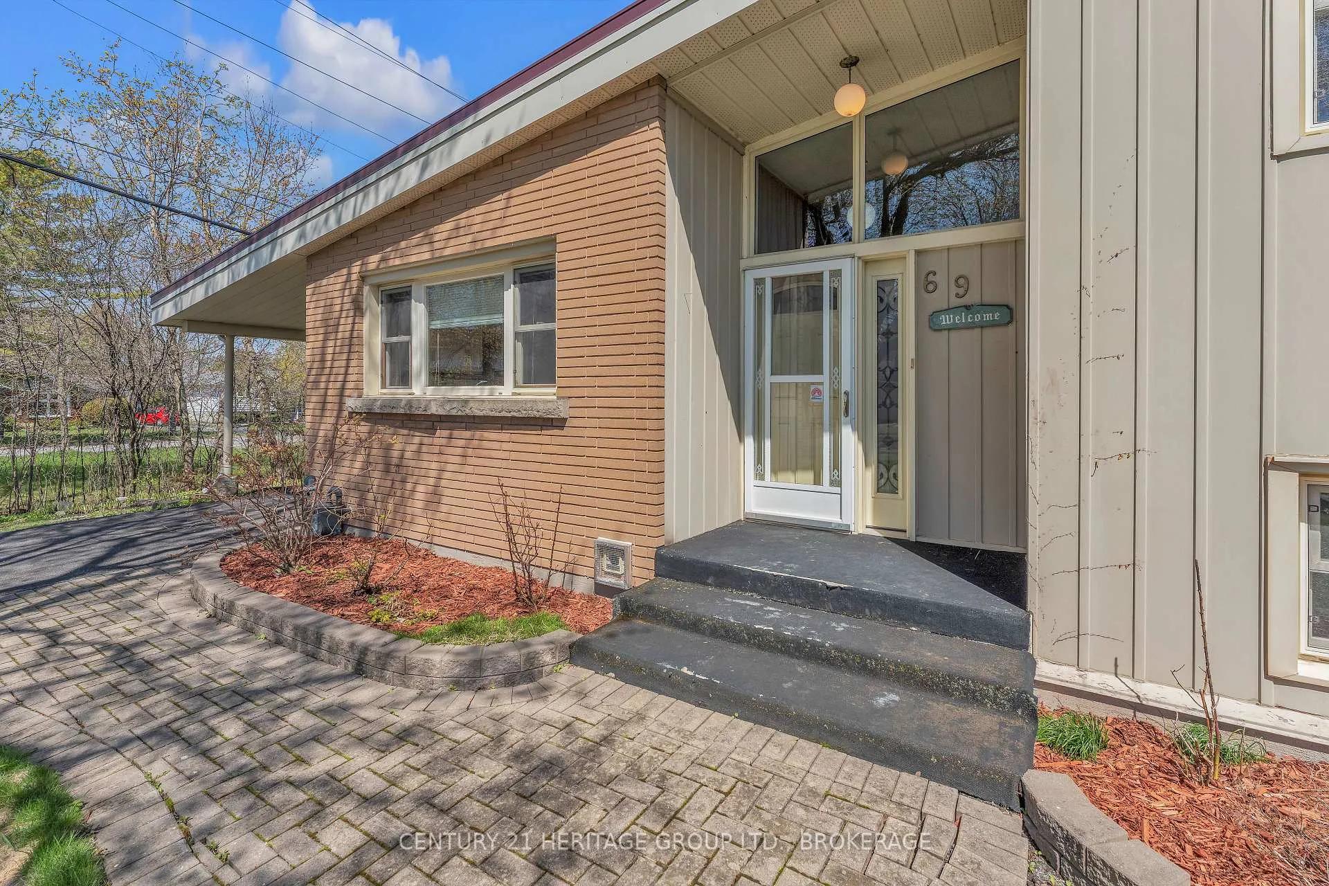 Photo 5 of 69 Campbell Crescent, Kingston, Central City West — HOMEH