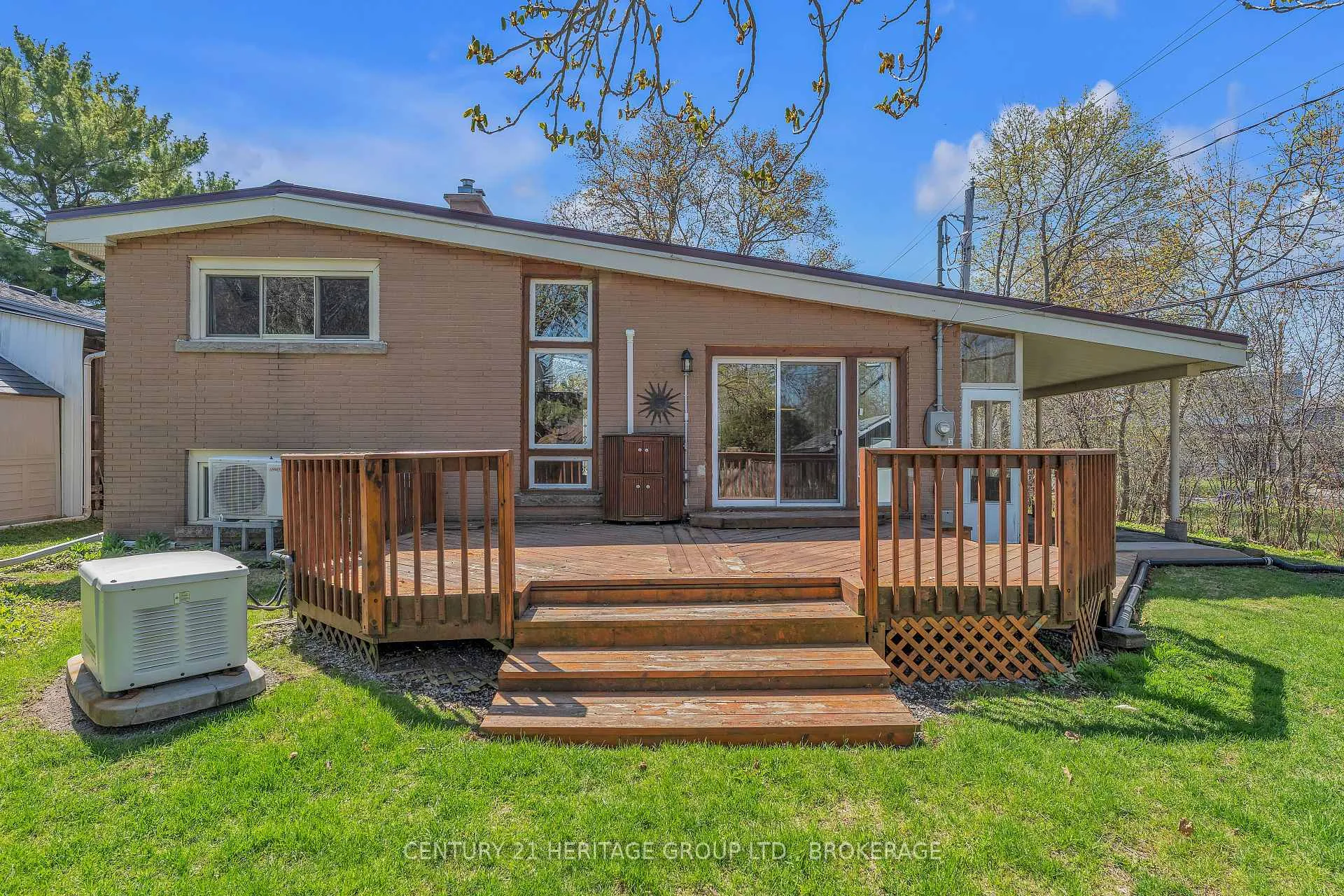 Photo 35 of 69 Campbell Crescent, Kingston, Central City West — HOMEH