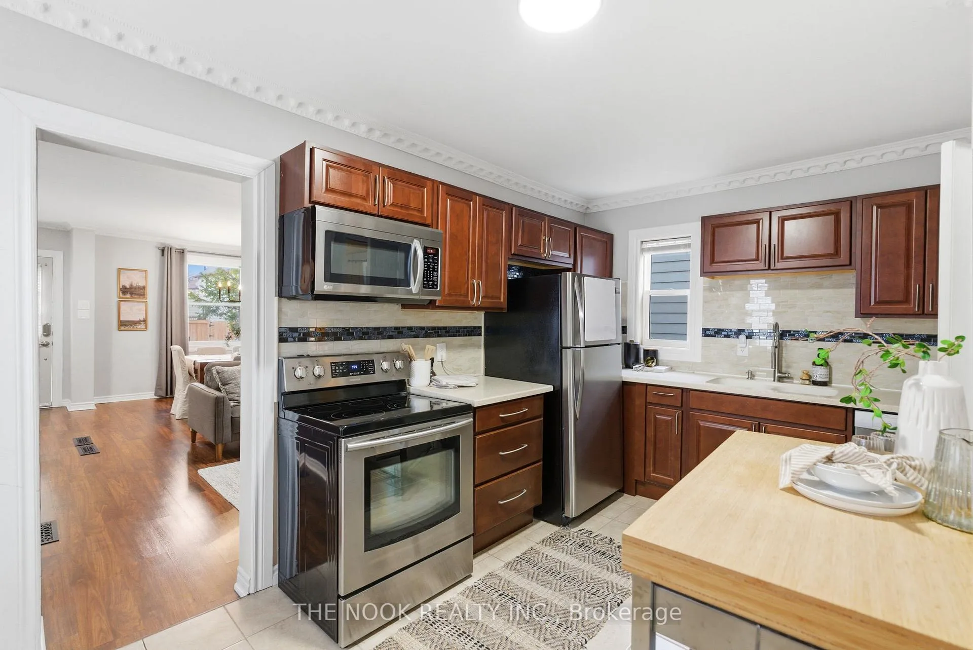 Photo 20 of 115 Banting Avenue, Oshawa, Central — HOMEH