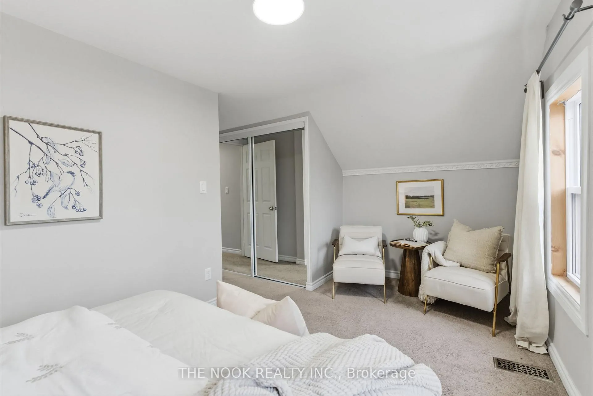 Photo 33 of 115 Banting Avenue, Oshawa, Central — HOMEH
