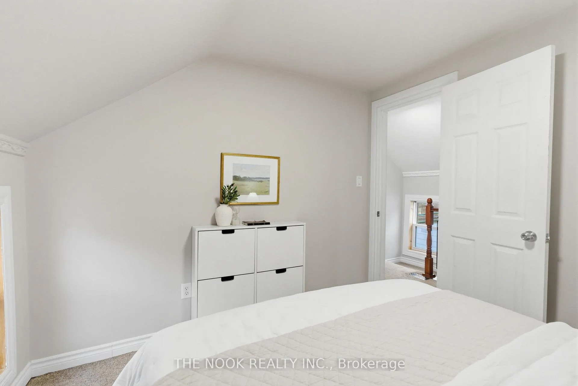 Photo 35 of 115 Banting Avenue, Oshawa, Central — HOMEH