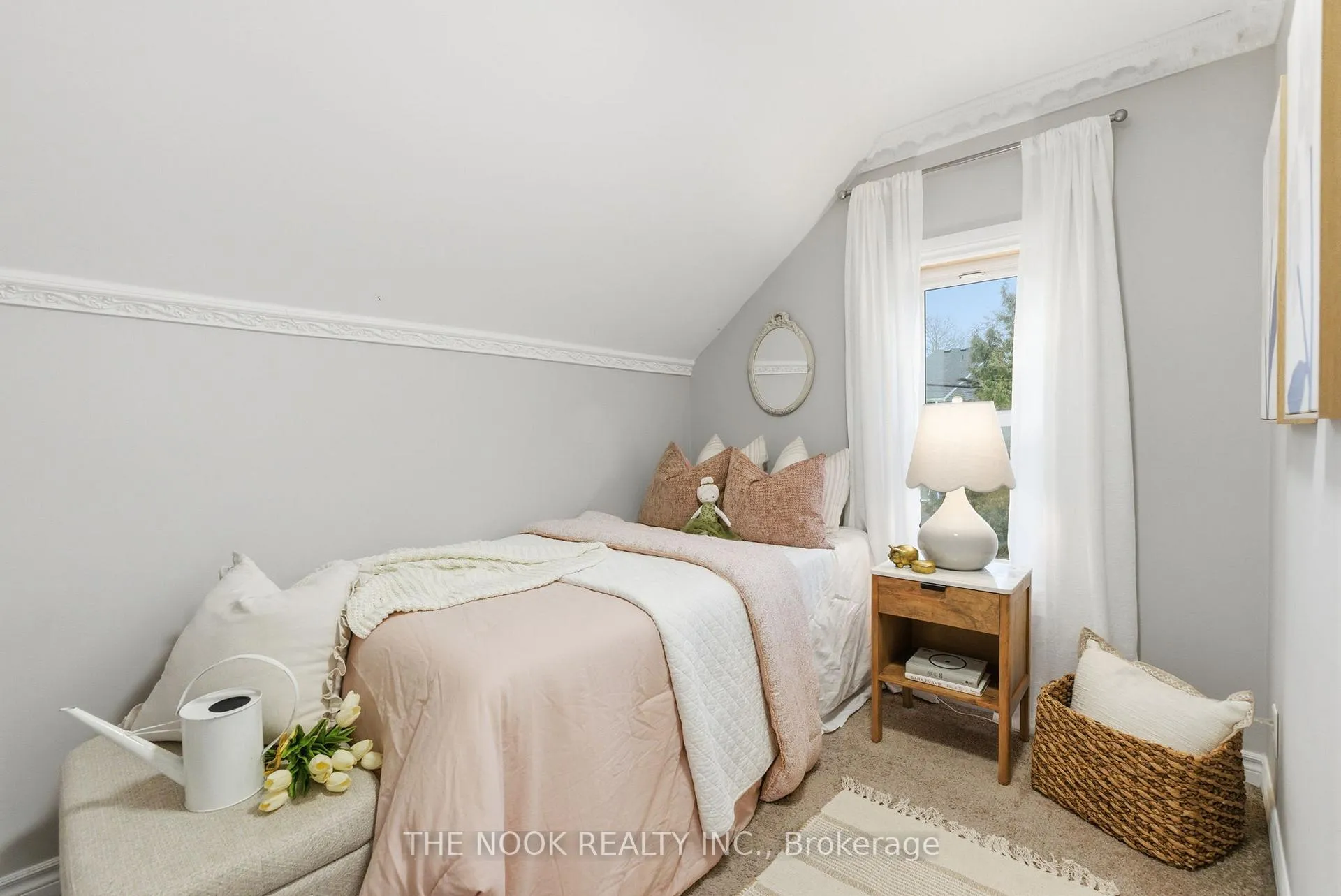 Photo 36 of 115 Banting Avenue, Oshawa, Central — HOMEH