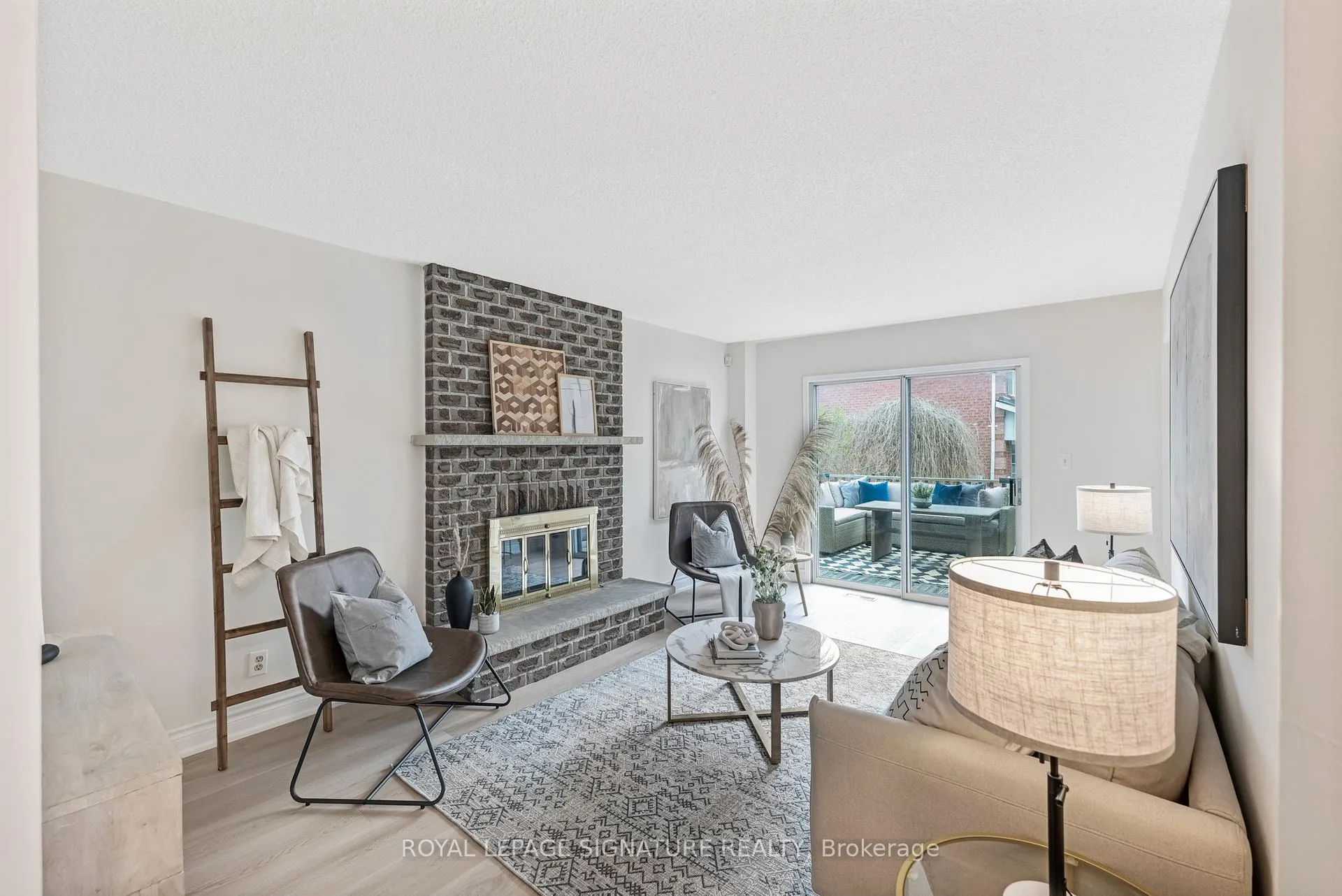Photo 13 of 1204 Maple Gate Road, Pickering, Liverpool — HOMEH