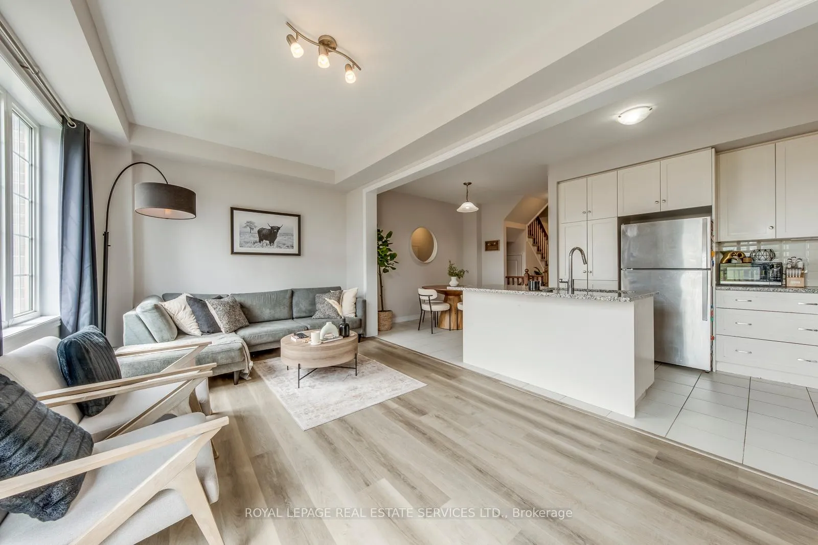 Photo 17 of 3132 Blackfriar Common, Oakville, Joshua Meadows — HOMEH