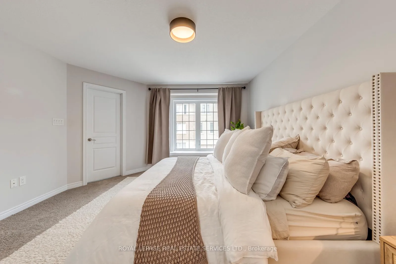 Photo 32 of 3132 Blackfriar Common, Oakville, Joshua Meadows — HOMEH