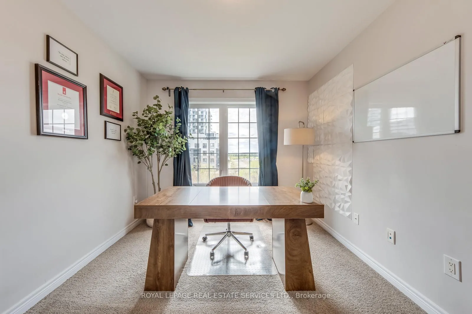 Photo 35 of 3132 Blackfriar Common, Oakville, Joshua Meadows — HOMEH