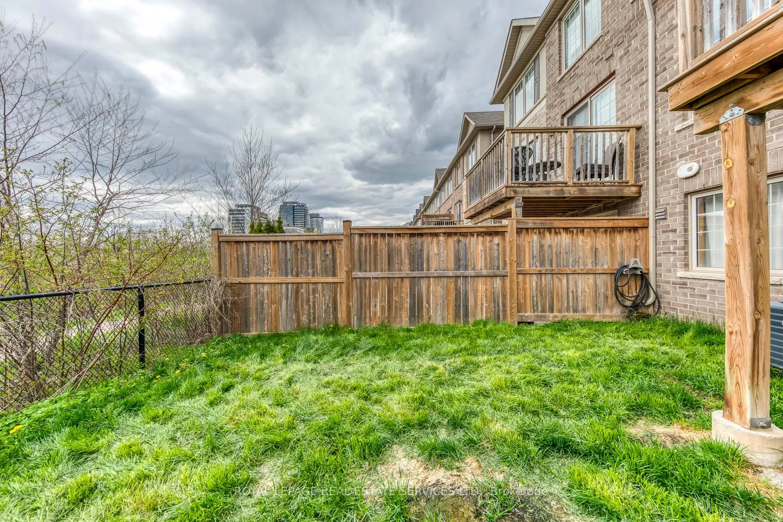 Photo 42 of 3132 Blackfriar Common, Oakville, Joshua Meadows — HOMEH
